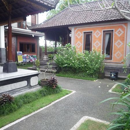 Appartement Pratama House à Ubud Extérieur photo