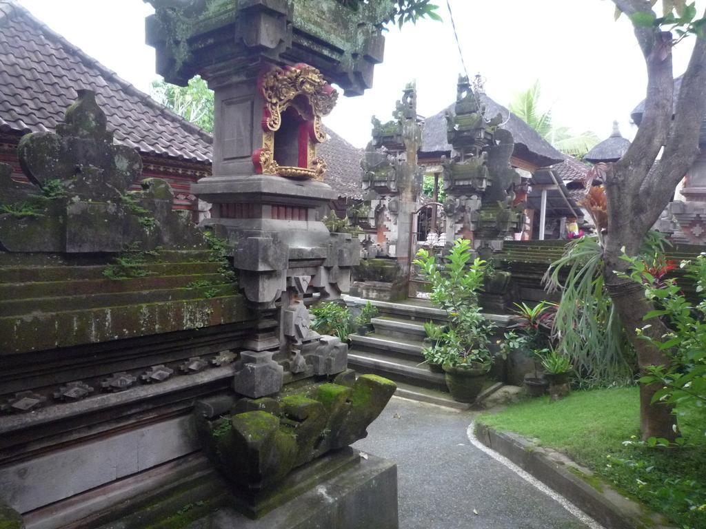 Appartement Pratama House à Ubud Extérieur photo