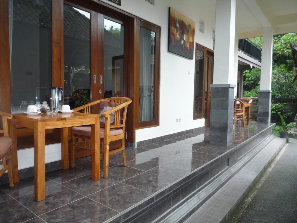 Appartement Pratama House à Ubud Extérieur photo